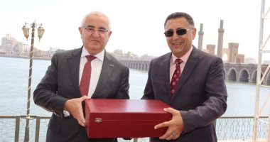 محافظ القليوبية يستقبل سفير أذربيجان لإحياء ذكرى ميلاد حيدر علييف بالقناطر