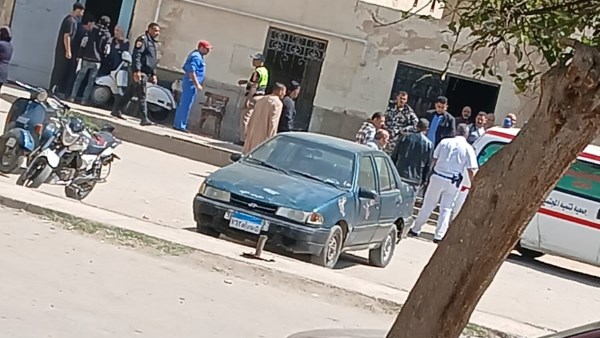 أمن الغربية يُنهي خلاف تسليم جثة شاب لذويه عقب خناقة أمام مشرحة بالمحلة |فيديو وصور