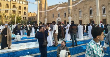 خطيب صلاة العيد بمسجد الإمام الحسين: إسعدوا الأيتام وذوى الحاجات من الناس