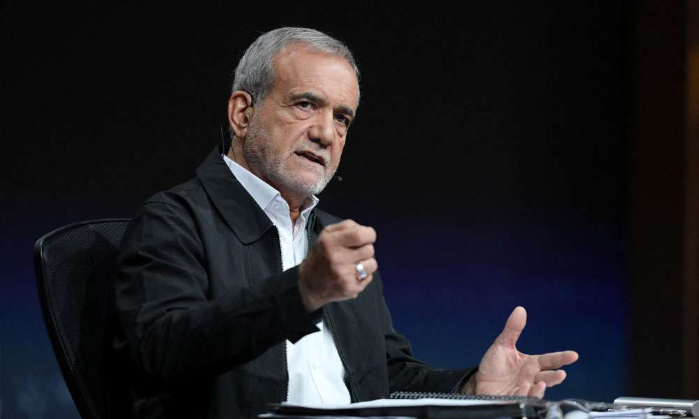 بزشكيان: إيران مستعدة للسماح بـ”التحقق” من أنها لا تسعى لتطوير سلاح نووي