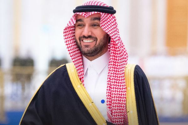 وزير الرياضة يرفع التهنئة للقيادة بمناسبة نجاح الحج