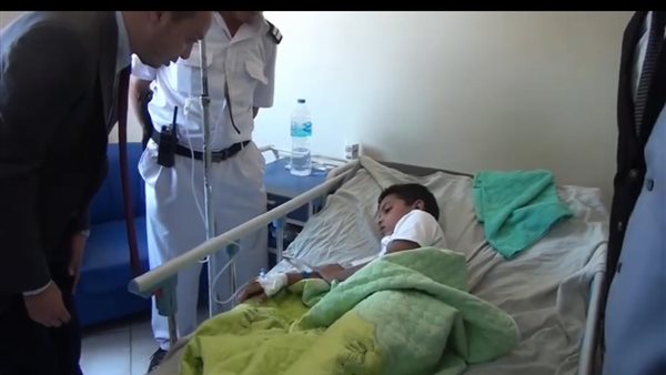 «هدايا ودعم نفسي».. النيابة العامة تزور الطفل «عبد الله» ضحية الاعتداء المنوفية