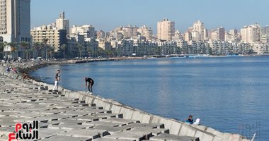 الطقس بالإسكندرية.. رياح مثيرة للرمال والأتربة وسحب منخفضة مع أمطار خفيفة