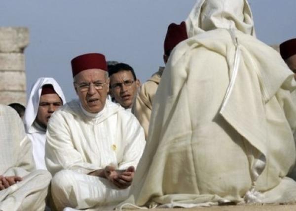 مطالب لوزير الأوقاف باتخاذ إجراءات لتحسين أوضاع العاملين بالمساجد