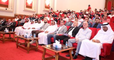 قصائد تلامس الإنسان والحياة والواقع في أمسية بيت الشعر بالشارقة