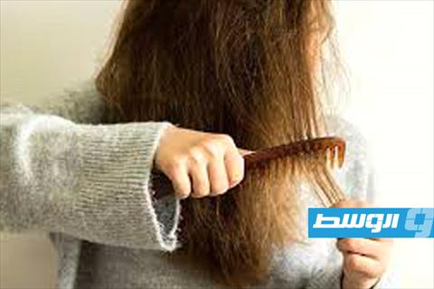 وداعًا لتقصف الأطراف.. 5 نصائح بسيطة تحافظ على صحة شعرك ولمعانه