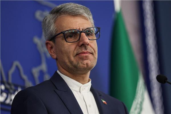 طهران: استيلاء الأمريكيين على سفن إيرانية «انتهاك صارخ» للقانون الدولي