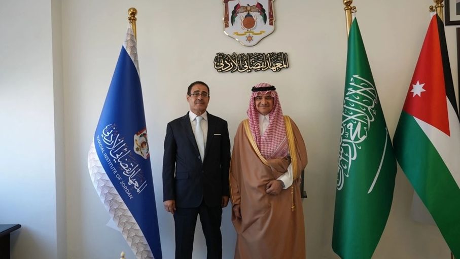 السفير السعودي يزور المعهد القضائي الأردني ويبحث تعزيز التعاون المشترك