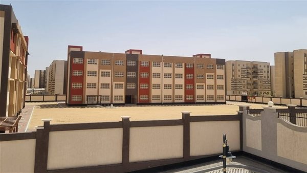 الإسكان تنتهي من تنفيذ عدد من المشروعات التعليمية بحدائق أكتوبر (صور)
