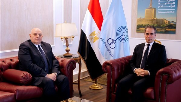عبدالرحمن البسيوني رئيسا للإذاعة.. والمسلماني: "نعمل كفريق واحد مهما تغيرت المواقع"