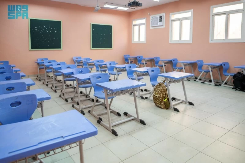 5 اجراءات تعليمية لمواجهة «قروب الامهات» لمنع «التغييب» الجماعي في المدارس