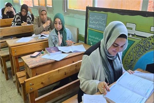 بنظام «البابل شيت» و«الكتاب المفتوح».. عقد امتحانات الثانوية العامة 2026