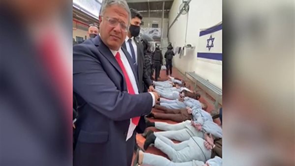 رجل تسكنه الكراهية، بن غفير يقتحم سجن عوفر ويتوعد الأسرى الفلسطينيين بالتصعيد في رمضان