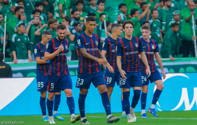 النيران الصديقة عنوان «النخبة»