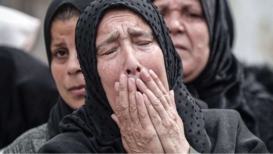 رحلة تجهيز عروسين بغزة تنتهي بصاروخ إسرائيلي وشهيدين