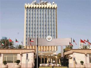الإعلام: المواد الإعلامية التي يتم بثها أو نشرها تخضع لأطر مهنية تضمن جودة المحتوى