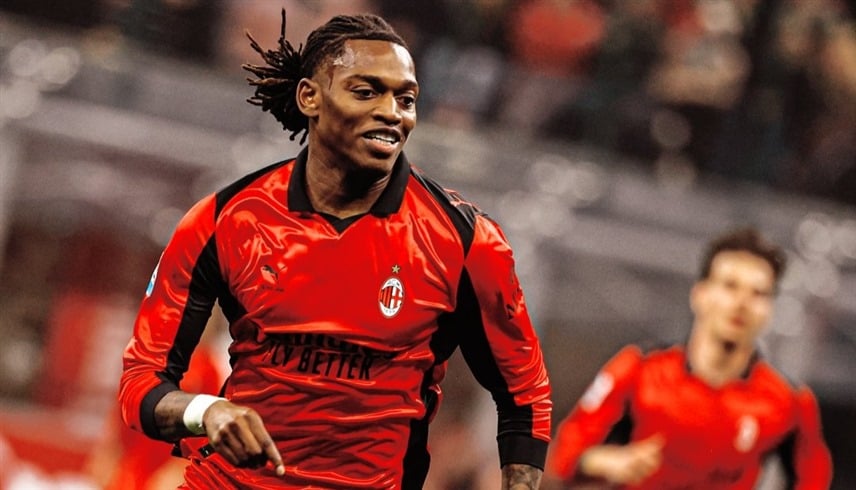 جسر مالي بـ80 مليون يورو ينقل لياو من ميلان إلى لندن