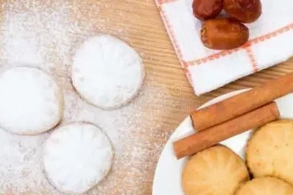 طرق صحية لتناول حلويات العيد دون الإضرار بصحتك