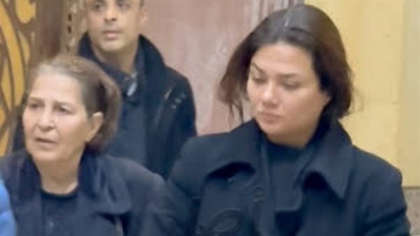 وفاة والدة الفنانة فرح يوسف