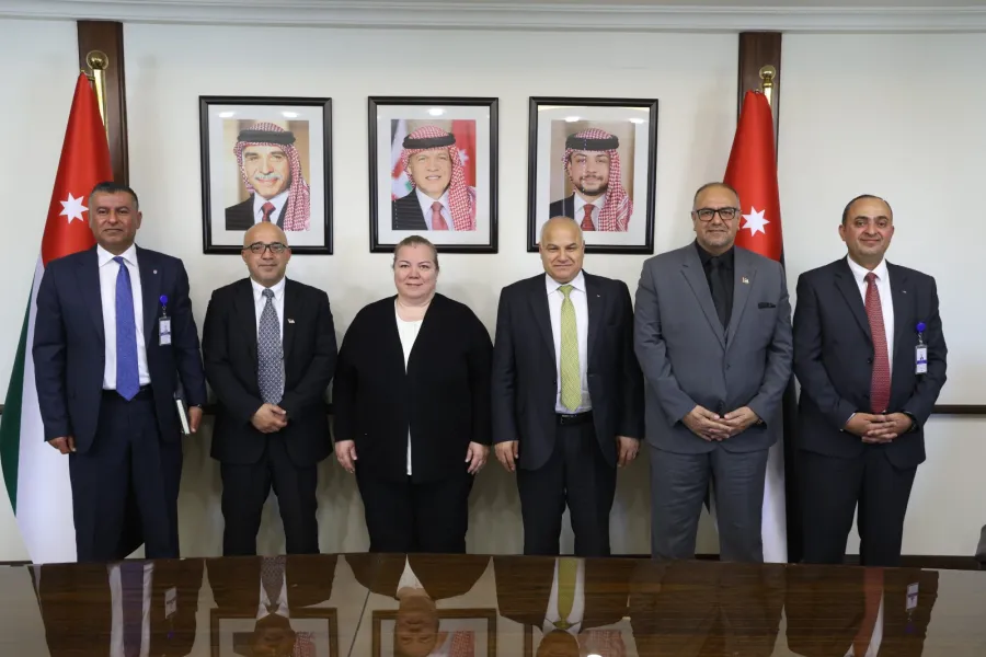 توقيع اتفاقية تعاون لتوسعة مصنع ديفون للشوكولاتة في منطقة وادي موسى بالشراكة مع القطاع الخاص