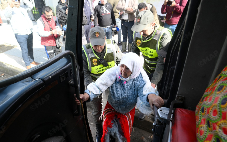 الداخلية تعلن عودة تدريجية لساكنة المناطق المتضررة من الفيضانات بعدد من أقاليم الشمال والغرب