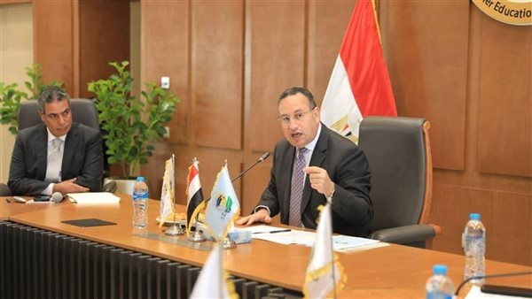 رئيس جامعة القاهرة التكنولوجية يكشف تفاصيل مبادرة "وفرها تنورها" لترشيد الطاقة
