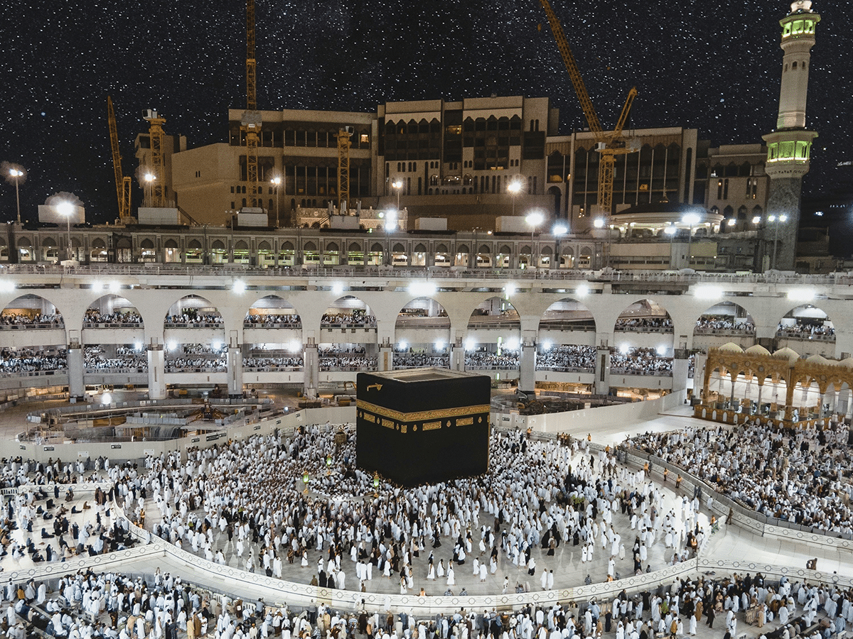 موسم الحج.. غرامة بحق كل من يؤوي حاملي تأشيرات الزيارة في مكة المكرمة والمشاعر المقدسة