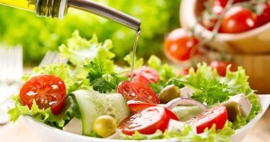 لو بتعمل دايت.. تجنب هذه الإضافات إلى طبق السلطة