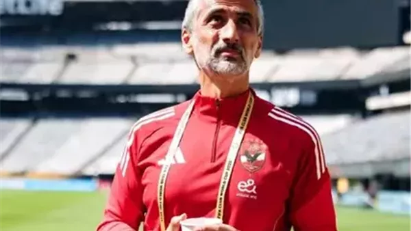 عامر العماير: موقف الأهلي ضعيف في قضية ريبيرو وغرامة محتملة تصل إلى 1.2 مليون دولار