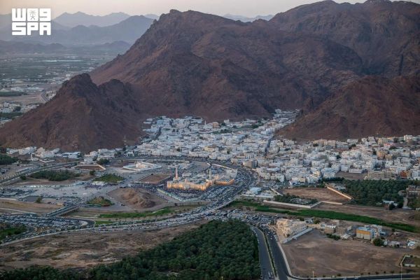 جبل أُحد.. تاريخ وسيرة في قلب المدينة المنورة