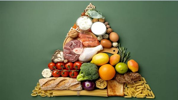 استشاري: الالتزام بالهرم الغذائي المصري وعدم الانسياق وراء الأجنبي| فيديو