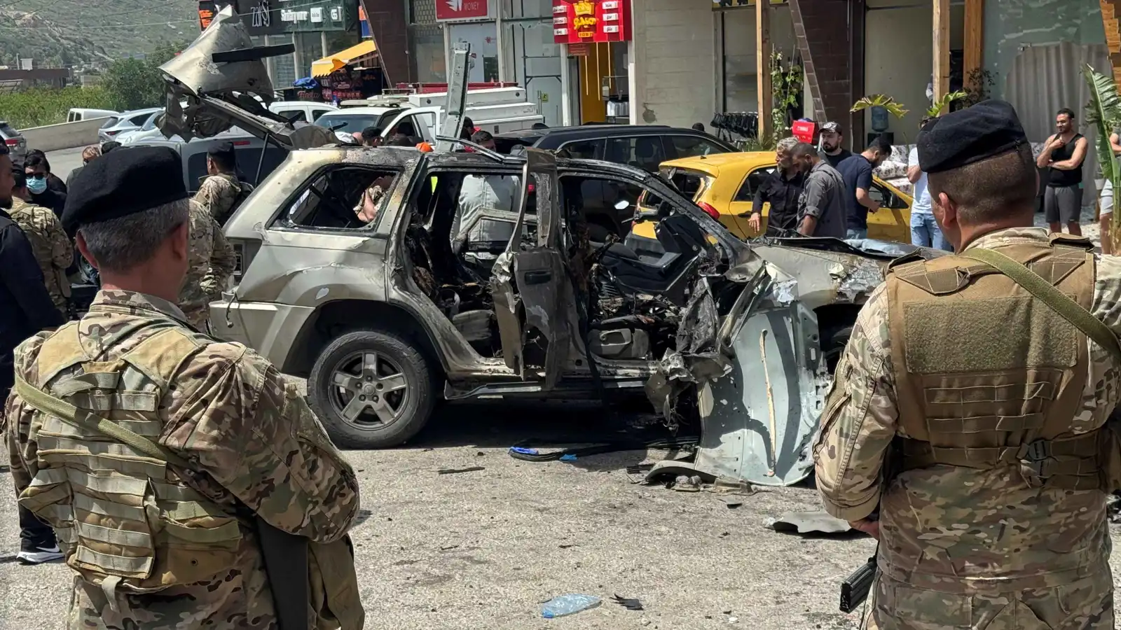 إصابة عسكريين لبنانيين بغارة إسرائيلية جنوب لبنان