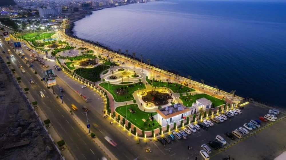 «منحة المشتقات السعودية» تُبدد الظلام وتعيد الأمل لليمنيين