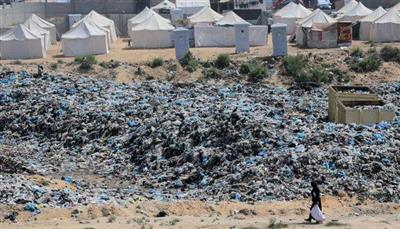 الأونروا: جمع 5 آلاف طن من النفايات الصلبة في غزة
