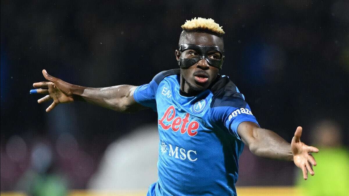 أوسيمين يثير الجدل بعد رحيله عن نابولي