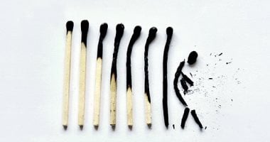 أنا قوية بس تعبت.. ما هو الاحتراق النفسى وكيفية علاجه؟