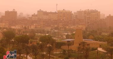 عواصف ترابية تضرب طرق أكتوبر والفيوم وتحجب الرؤية
