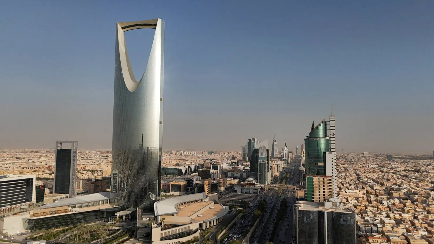 سالم باعجاجه لـ”الوئام”: نمو القطاع المصرفي الملحوظ يعكس قوة الاقتصاد السعودي