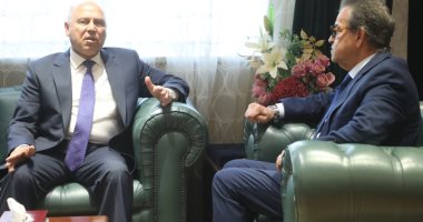 خالد عبدالغفار يبحث مع كامل الوزير ملفات التعاون الهامة