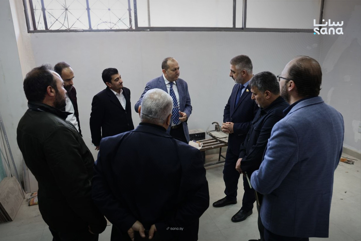 وفد من الأمانة لرئاسة الجمهورية لشؤون مجلس الوزراء يجري جولة في مدينة الفيحاء الرياضية