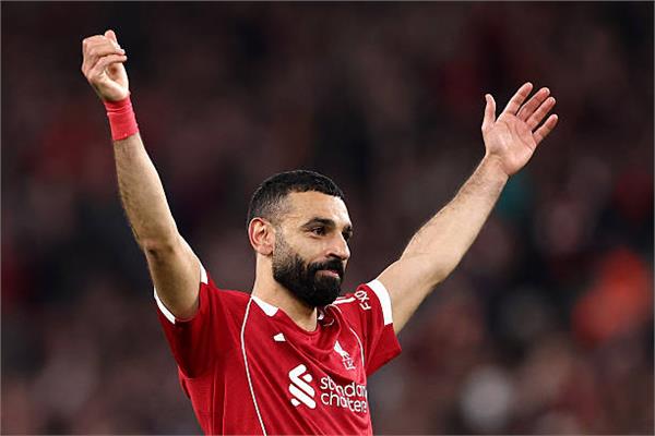 دوري الأبطال يحتفي بإنجاز محمد صلاح التاريخي