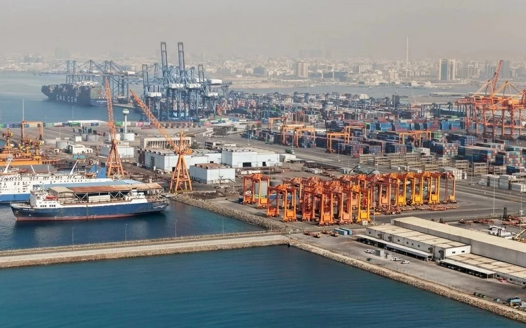 عاجل | «موانئ» تمنع مناولة حاويات «الترانزيت» دون تحديد وجهتها النهائية