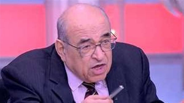 مصطفى الفقى يثير الجدل: الشعب المصري سني المذهب شيعي الهوى