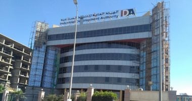 القانون يحظر إدارة منشأة صناعية بدون ترخيص أو صادر حكم بإغلاقها