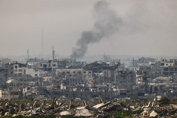 استشهادُ فلسطينيّ في قصف الاحتلال الإسرائيلي قطاع غزّة