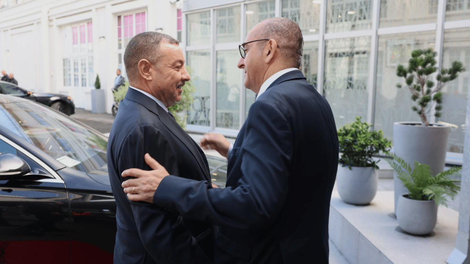 كشف تفاصيل مباحثات سعيود ونُونيز في باريس
