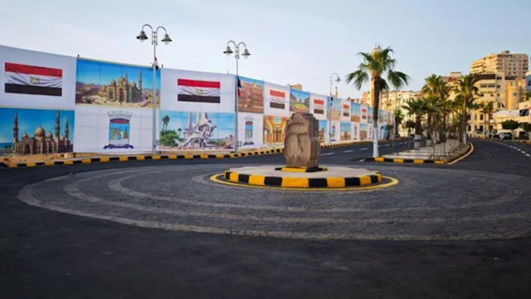 ليست شوارع أوروبا.. كيف بدت الإسكندرية في زيارة السيسي وماكرون؟