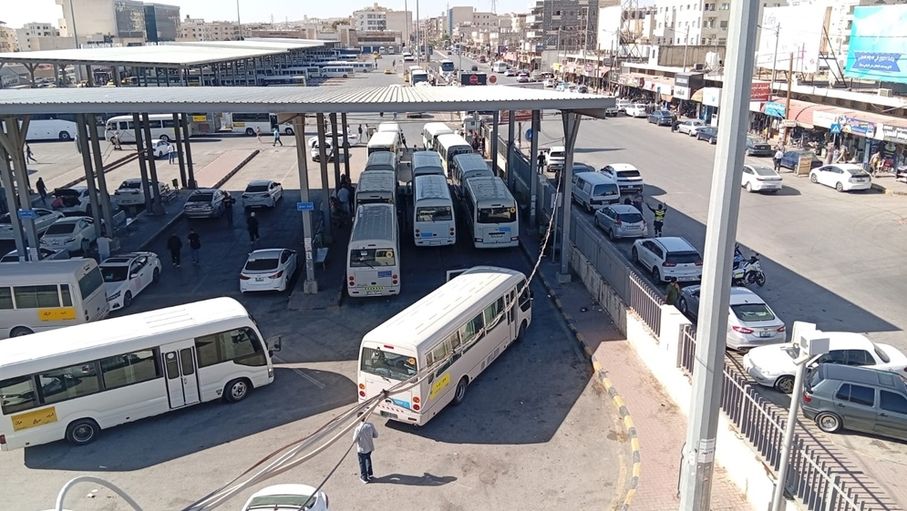 إربد.. هل تنجح خطط التطوير في إحداث نقلة نوعية بقطاع النقل العام؟