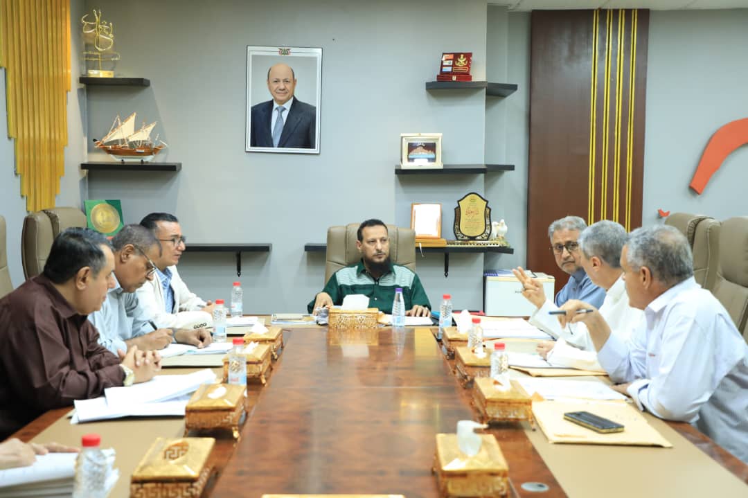 المحافظ شيخ يوجه بتكثيف الجهود لاستقبال عيد الفطر وإعداد خطة طوارئ لمواجهة المنخفضات الجوية
