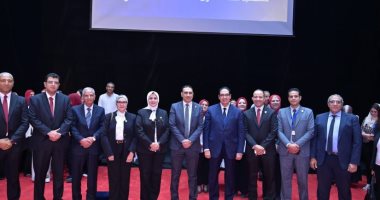 جامعة القاهرة تطلق الملتقى الأول حول مواءمة التخصصات الجامعية لمتطلبات سوق العمل.. سامى عبدالصادق: إطلاق الجامعة لأول مرصد لوظائف المستقبل كمنصة متخصصة لرصد وتحليل التحولات المتسارعة بسوق العمل واستشر